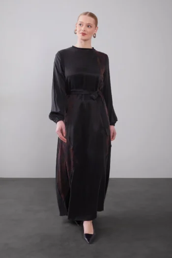 Kenar Desen Cupra Elbise Bordo Kuşak Detaylı